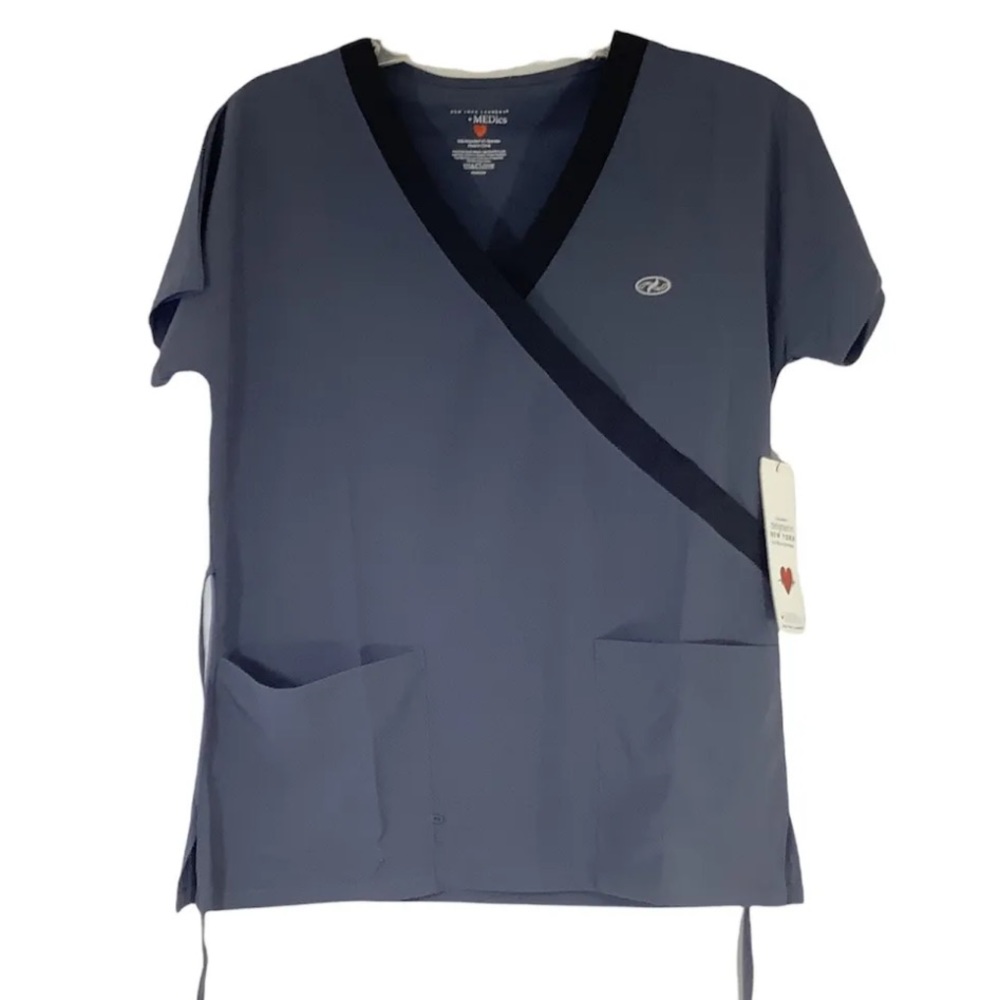 NWT New York laundry medics brand women’s mock wrap scrub top - Women’s Medium